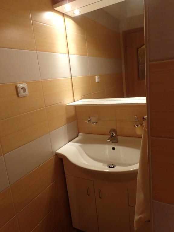 Family House - Apartmany Zuzana Stara Lesna Room photo